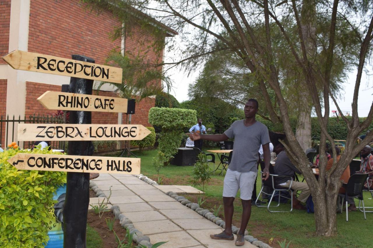 Acacia Hotel Mbarara Nyamitanga Екстер'єр фото