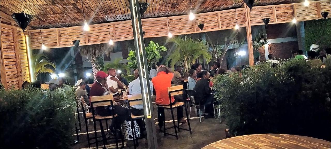 Acacia Hotel Mbarara Nyamitanga Екстер'єр фото