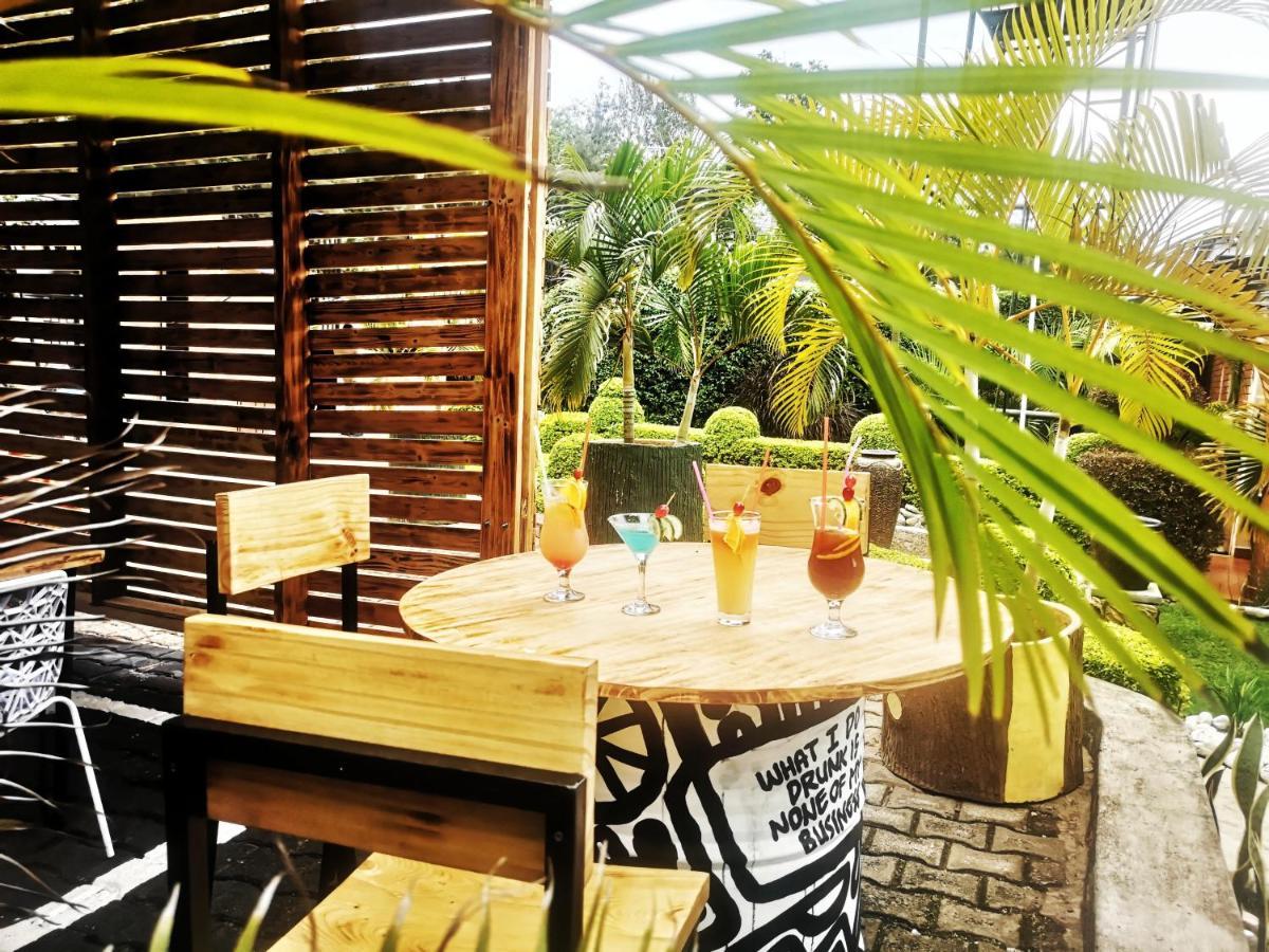 Acacia Hotel Mbarara Nyamitanga Екстер'єр фото